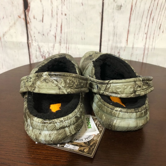 Crocs x Real Tree APX classic lined clog! Perfect for the cooler days 7 - Picture 4 of 7